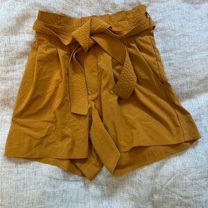 Athleta Skyline II Short